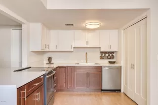 Photo #6: 6017693 Listing