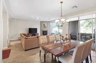 Photo #6: 6017732 Listing