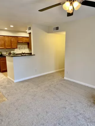 Photo #2: 6017742 Listing 