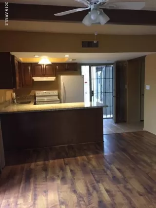 Photo #6: 6017760 Listing