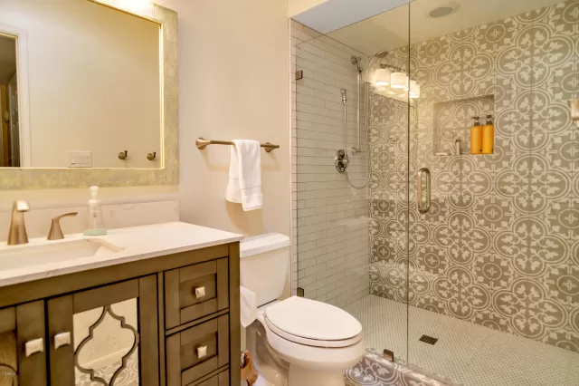 MLS: 6017835 Condo For Sale