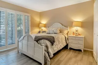 Photo #6: 6017835 Listing