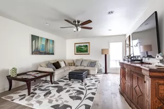 Photo #2: 6018197 Listing