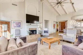 Photo #4: 6018504 Listing