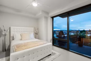 Photo #6: 6018666 Listing