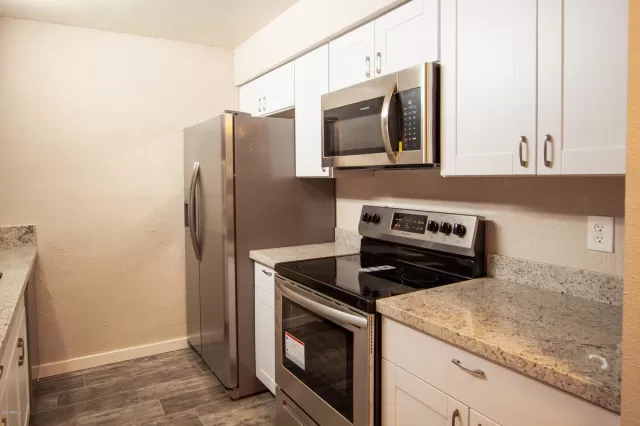MLS: 6018712 Condo For Sale