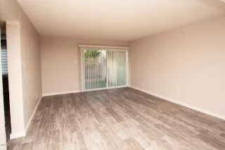 Photo #5: 6018712 Listing