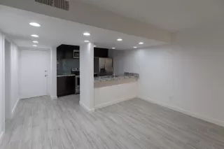 Photo #6: 6018784 Listing