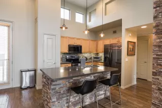 Photo #4: 6018921 Listing 