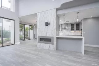 Photo #1: 6018942 Listing 