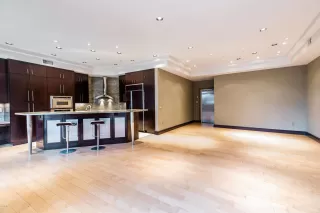 Photo #2: 6019005 Listing