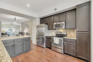 Photo #4: 6019081 Listing