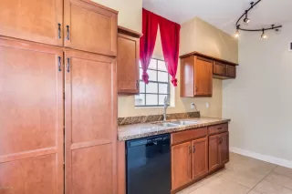 Photo #4: 6019147 Listing