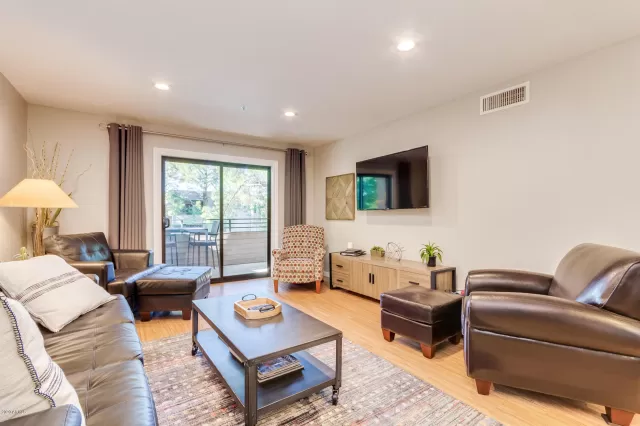 MLS: 6019180 Condo For Sale