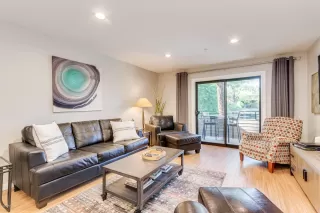 Photo #4: 6019180 Listing