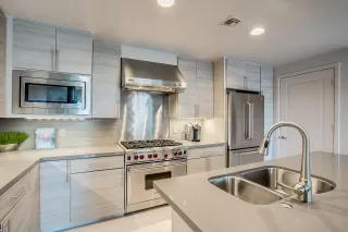 Photo #4: 6019380 Listing