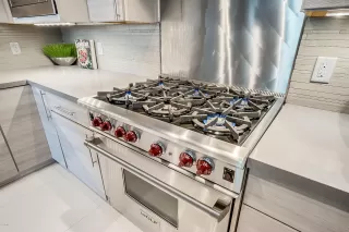 Photo #5: 6019380 Listing