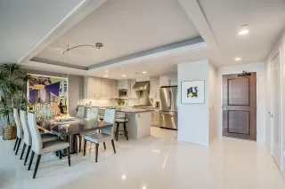 Photo #6: 6019380 Listing