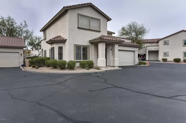 MLS: 6019728 Condo For Sale