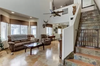 Photo #3: 6019728 Listing