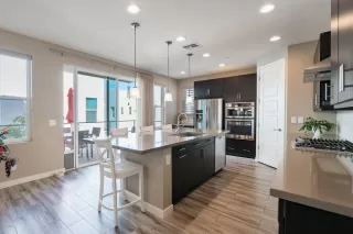 Photo #5: 6019779 Listing 