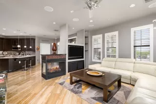 Photo #1: 6019788 Listing 