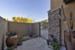 Photo #6: 6019843 Listing 