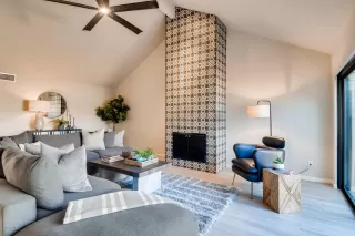 Photo #2: 6019849 Listing