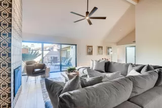 Photo #5: 6019849 Listing