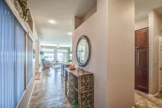 Photo #4: 6019886 Listing