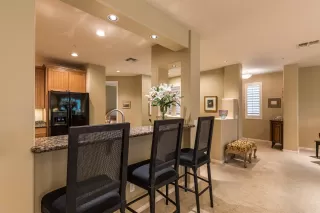 Photo #5: 6020042 Listing