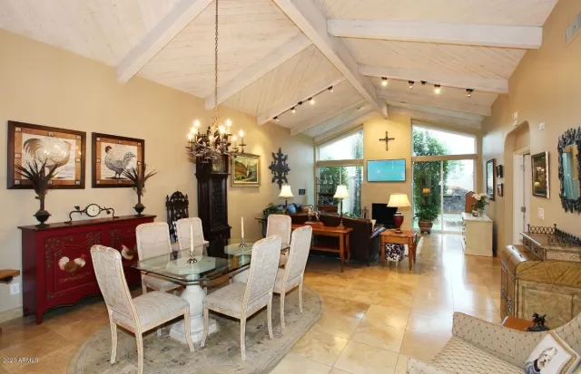 MLS: 6020043 Condo For Sale