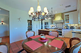 Photo #2: 6020322 Listing