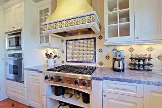 Photo #4: 6020322 Listing