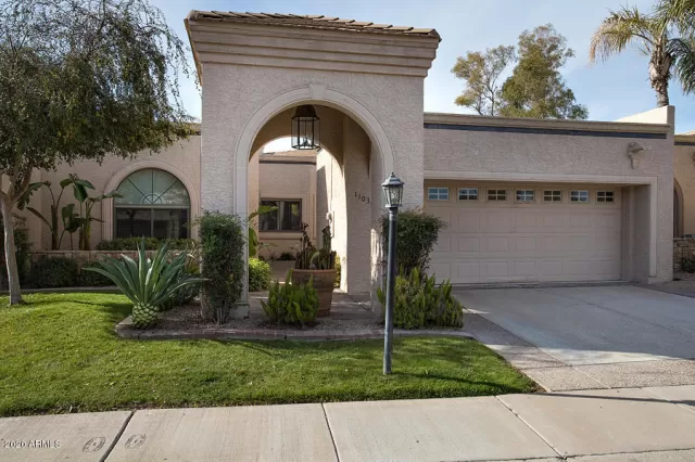 MLS: 6020429 Condo For Sale