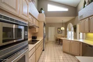 Photo #4: 6020429 Listing 