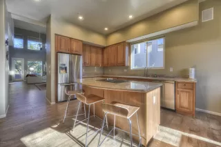 Photo #2: 6020446 Listing