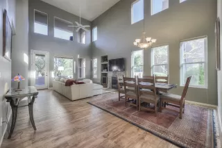 Photo #4: 6020446 Listing