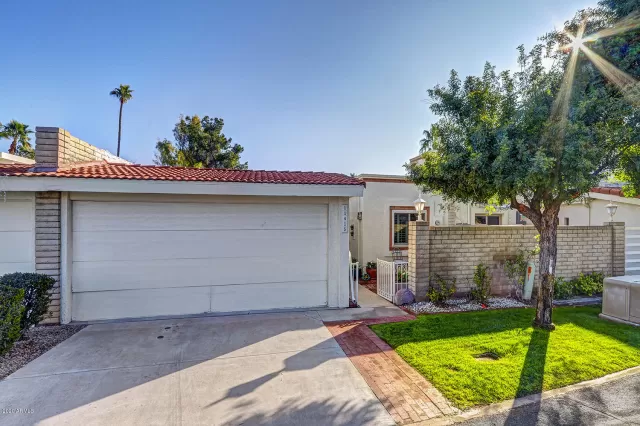 MLS: 6020474 Condo For Sale