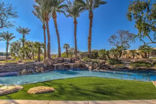 Photo #1: 6020552 Listing