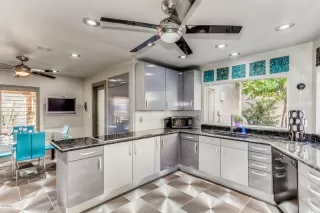 Photo #3: 6020608 Listing 