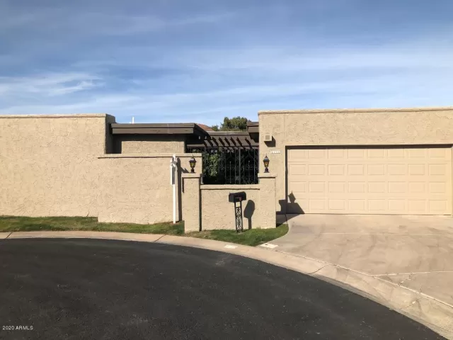 MLS: 6020688 Condo For Sale