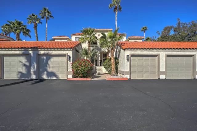 MLS: 6021008 Condo For Sale