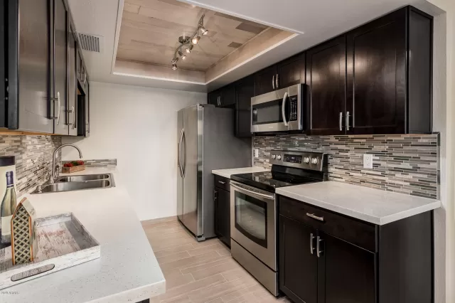 MLS: 6021322 Condo For Sale