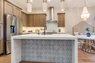 Photo #1: 6021383 Listing