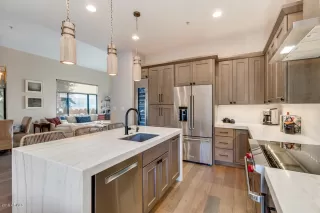 Photo #2: 6021383 Listing