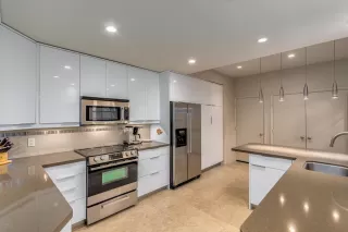 Photo #3: 6021743 Listing