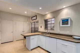 Photo #6: 6021743 Listing