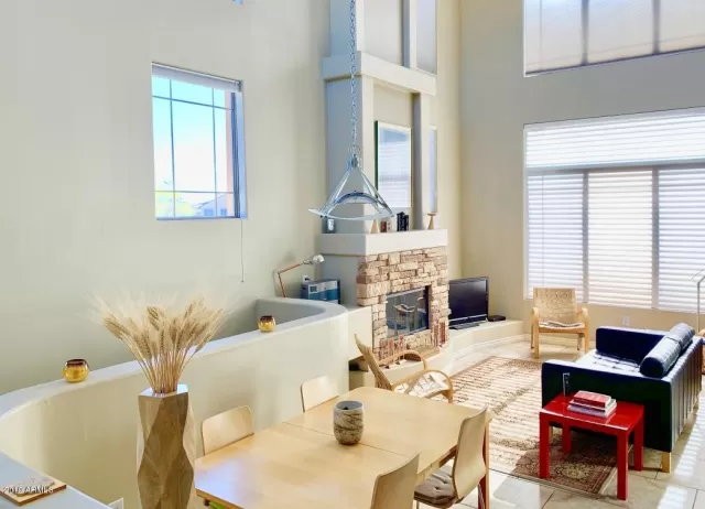 MLS: 6021785 Condo For Sale