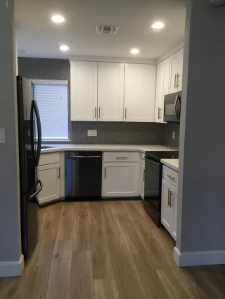 Photo #5: 6021795 Listing